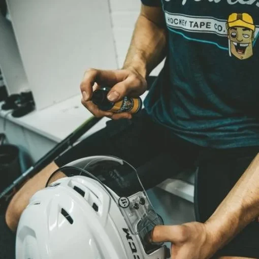 Howies Visor Spray
